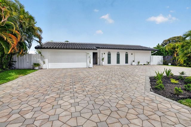 876 NW 6th Avenue, Boca Raton, FL 33432