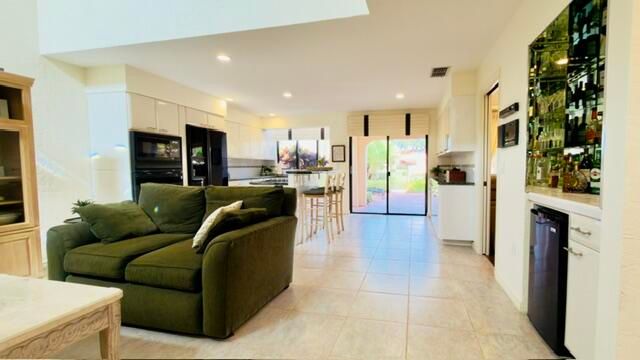714 Deer Creek Via Genova, Deerfield Beach, FL 33442