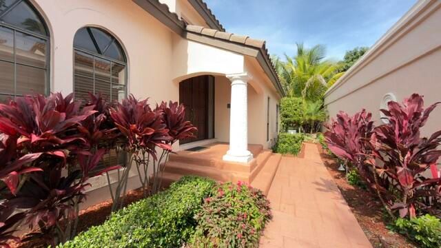 714 Deer Creek Via Genova, Deerfield Beach, FL 33442