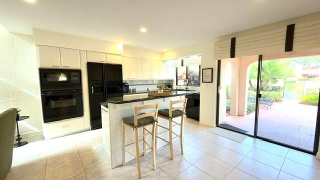 714 Deer Creek Via Genova, Deerfield Beach, FL 33442