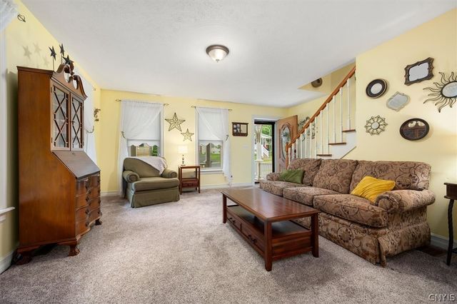 20 Mulberry Street, Kirkland, NY 13323