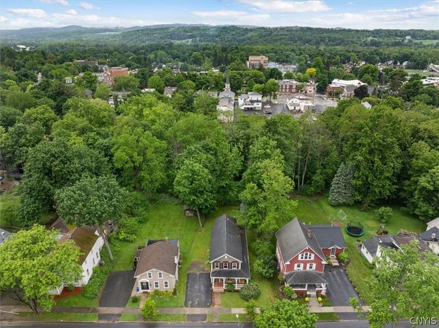 20 Mulberry Street, Kirkland, NY 13323