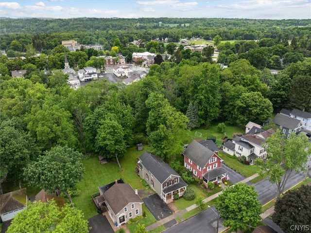 20 Mulberry Street, Kirkland, NY 13323