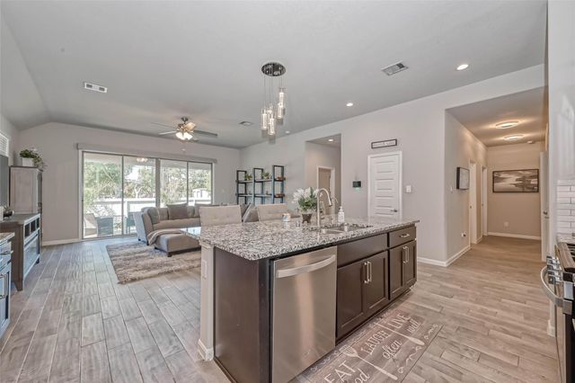 5826 Euclid Loop, Rosenberg, TX 77469