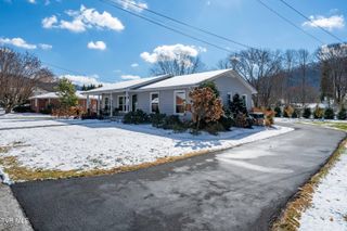 419 College Street, Mountain City, TN 37683