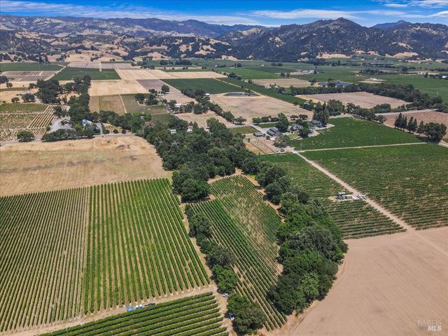 5647-5641 Highway 128 Hwy, Geyserville, CA 95441