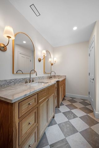 423 Middle Street, West Newbury, MA 01985