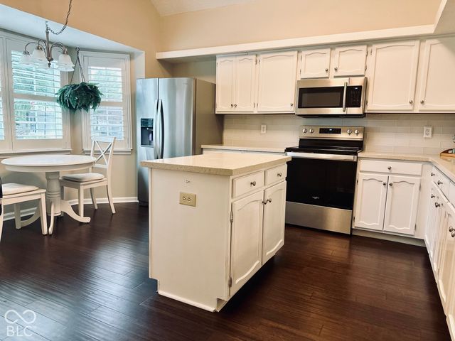 13837 Wabash Drive, Fishers, IN 46038