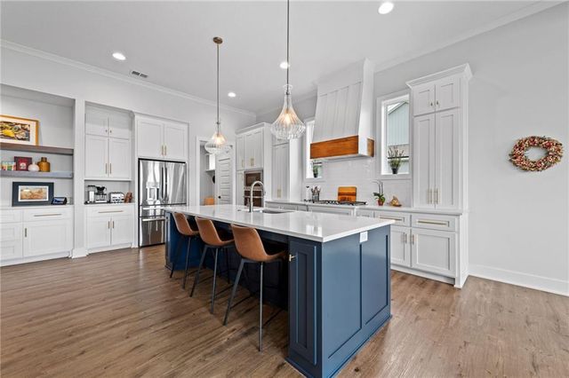 7119 Gillette Street, Shawnee, KS 66216