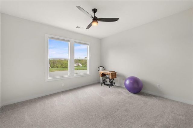 7119 Gillette Street, Shawnee, KS 66216
