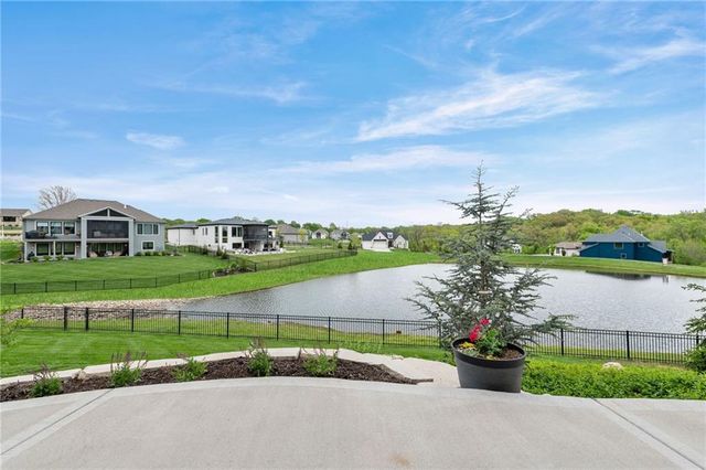 7119 Gillette Street, Shawnee, KS 66216