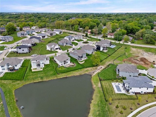 7119 Gillette Street, Shawnee, KS 66216