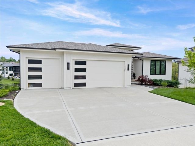 7119 Gillette Street, Shawnee, KS 66216