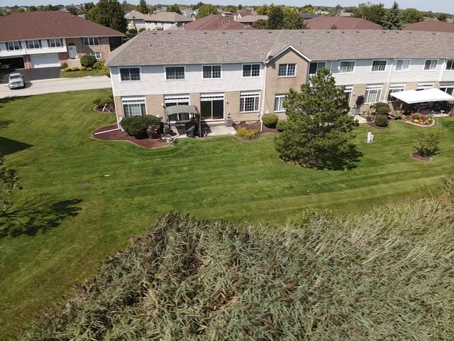 18261 Kirby Drive, Tinley Park, IL 60487