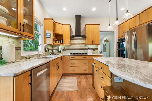 2137 Lamberton Creek Lane 22, Grand Rapids, MI 49505