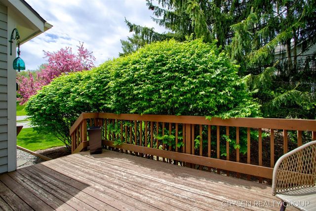 2137 Lamberton Creek Lane 22, Grand Rapids, MI 49505