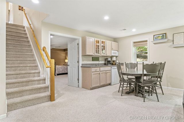 2137 Lamberton Creek Lane 22, Grand Rapids, MI 49505