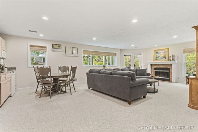 2137 Lamberton Creek Lane 22, Grand Rapids, MI 49505