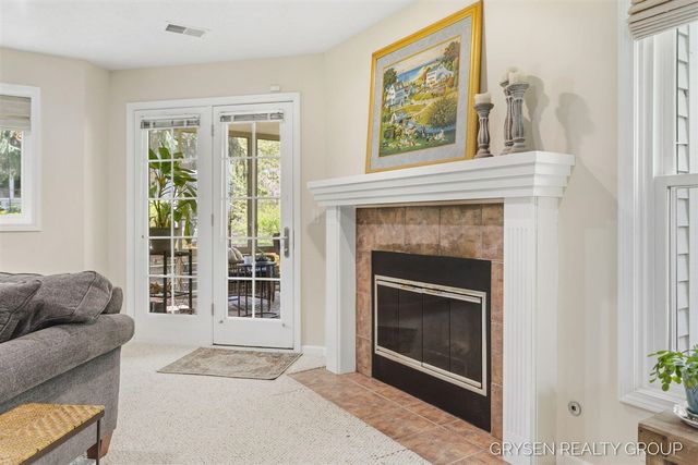 2137 Lamberton Creek Lane 22, Grand Rapids, MI 49505