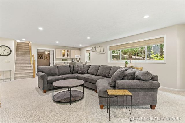 2137 Lamberton Creek Lane 22, Grand Rapids, MI 49505