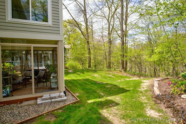2137 Lamberton Creek Lane 22, Grand Rapids, MI 49505