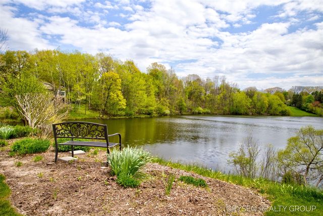2137 Lamberton Creek Lane 22, Grand Rapids, MI 49505