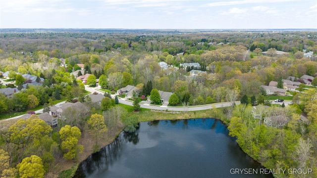 2137 Lamberton Creek Lane 22, Grand Rapids, MI 49505