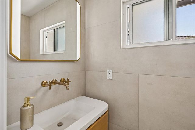 1473 Lesher Court, San Jose, CA 95125