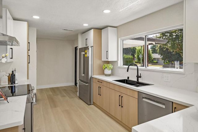1473 Lesher Court, San Jose, CA 95125