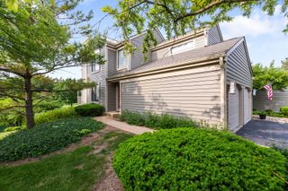 449 White Oak Lane 449, Barrington, IL 60010