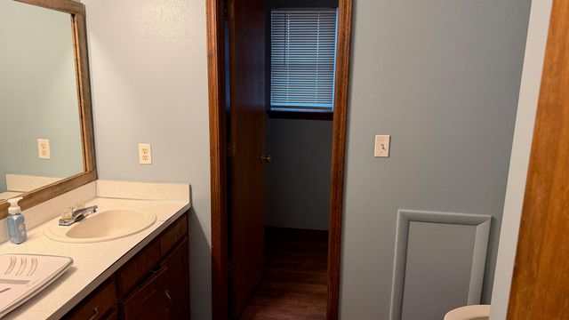 1006 Cambridge Court, Miami, OK 74354