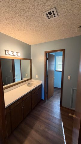 1006 Cambridge Court, Miami, OK 74354