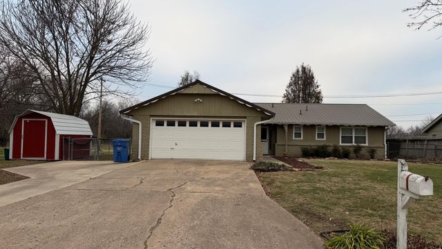 1006 Cambridge Court, Miami, OK 74354