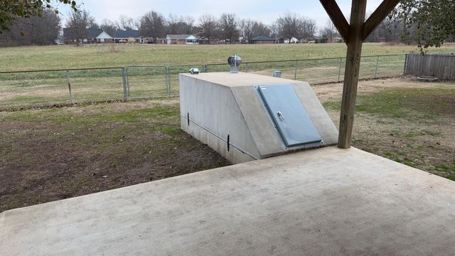 1006 Cambridge Court, Miami, OK 74354