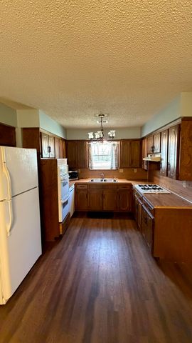 1006 Cambridge Court, Miami, OK 74354