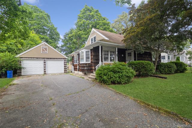 46 McGaw Avenue, Lake Grove, NY 11755