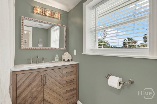 8720 Rivers End Drive, Savannah, GA 31406