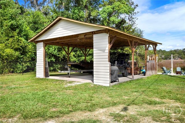 8720 Rivers End Drive, Savannah, GA 31406