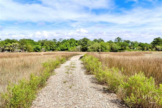 8720 Rivers End Drive, Savannah, GA 31406