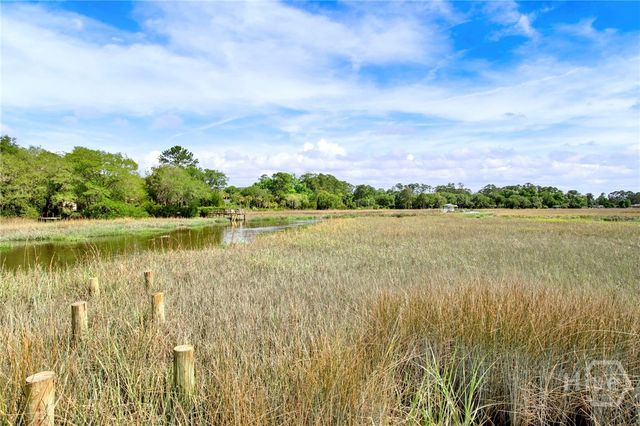 8720 Rivers End Drive, Savannah, GA 31406