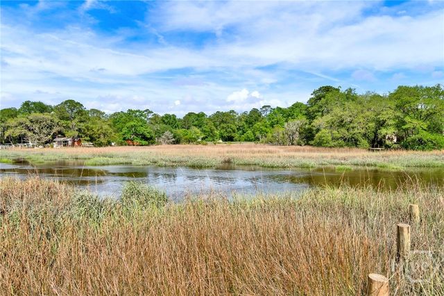 8720 Rivers End Drive, Savannah, GA 31406