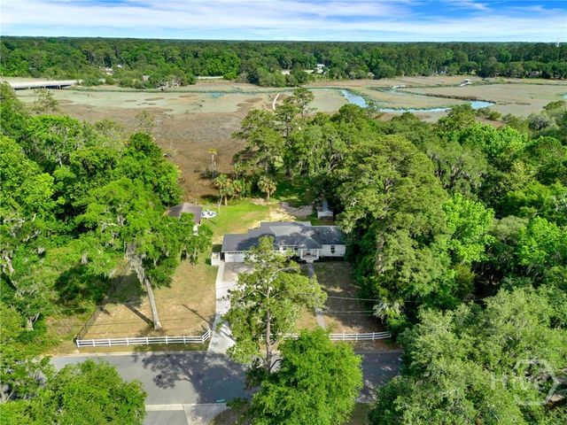 8720 Rivers End Drive, Savannah, GA 31406