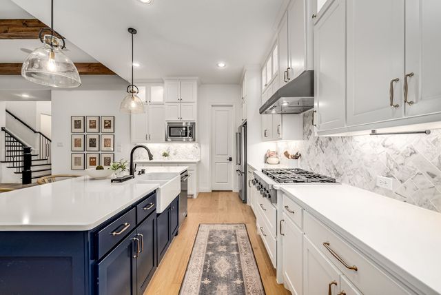 8288 Western, The Colony, TX 75056