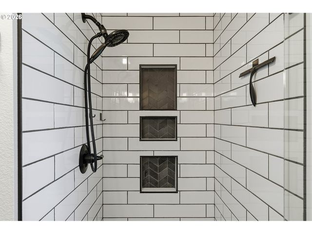 17218 Ne 6TH St, Vancouver, WA 98684