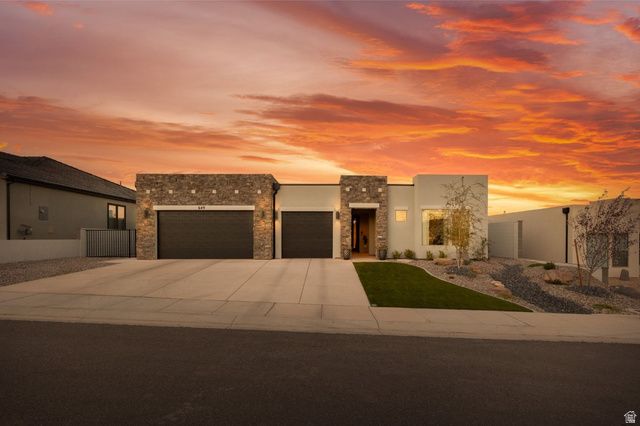 649 S MOLVENO TRL, St. George, UT 84770