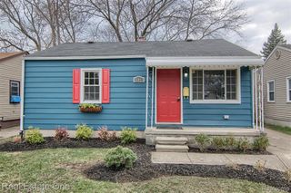 26091 Barrington, Madison Heights, MI 48071