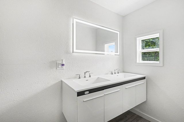 142 Rook Street, Emmett Twp, MI 49014