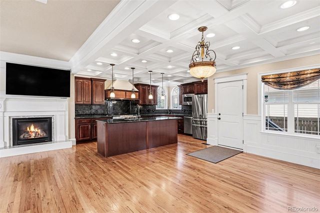 3887 W 44th Avenue, Denver, CO 80211