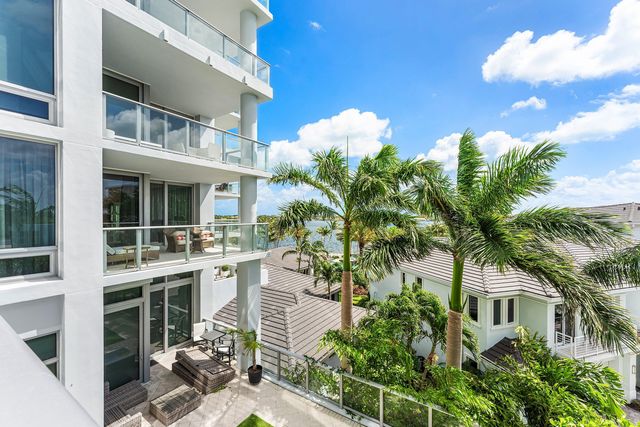 2 Water Club Way 403, North Palm Beach, FL 33408