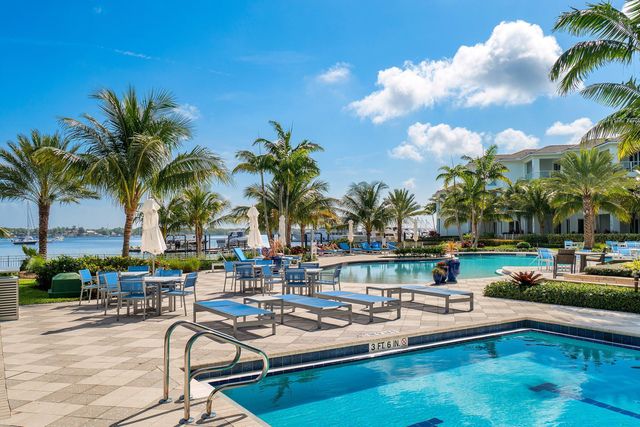 2 Water Club Way 403, North Palm Beach, FL 33408